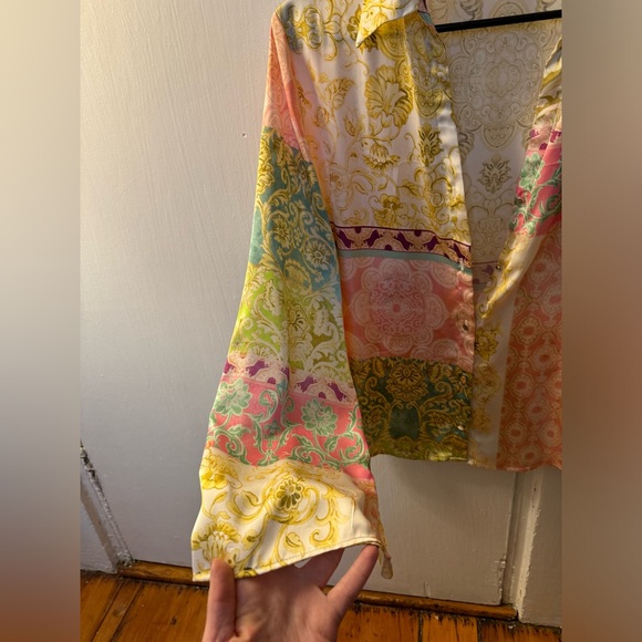 Zara Silk Multi-Colored Patterned Button-up - Picture 5 of 5